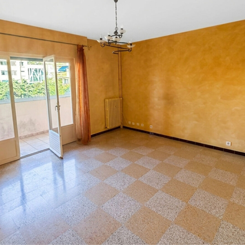 Appartement T3 avec cave et balcon – Résidence sécurisée