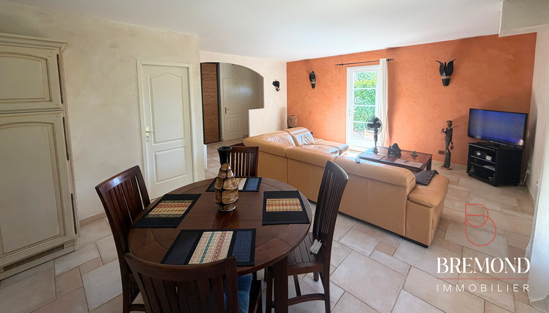Maison plain-pied 80m2 au calme avec garage à la Roquebrussanne