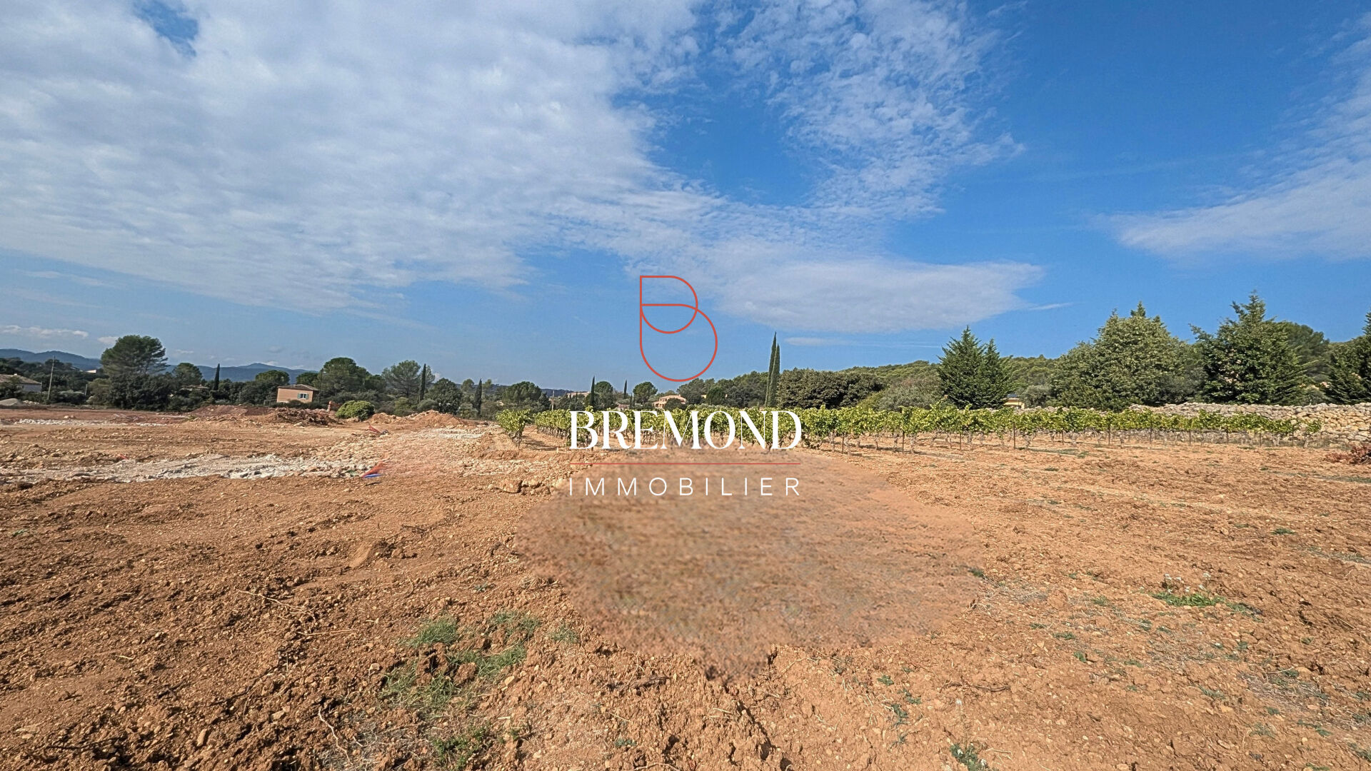 Terrain 1400 m² · à Carcès · 137 000 €